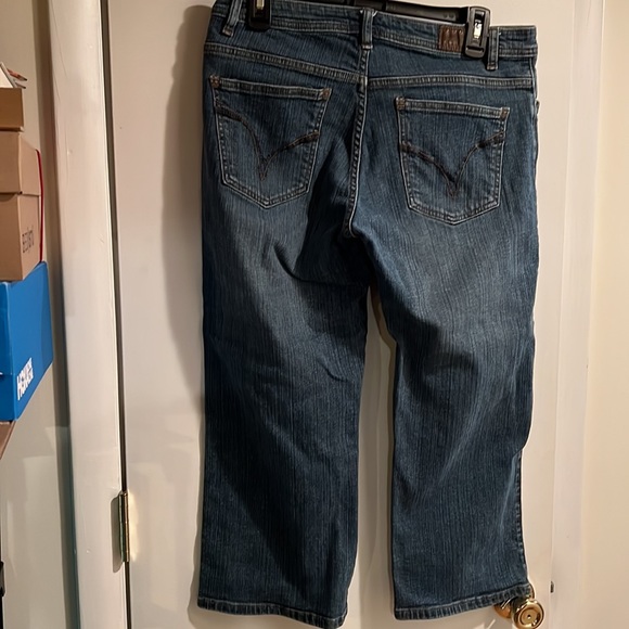 Lee Jean Capris - Picture 3 of 8